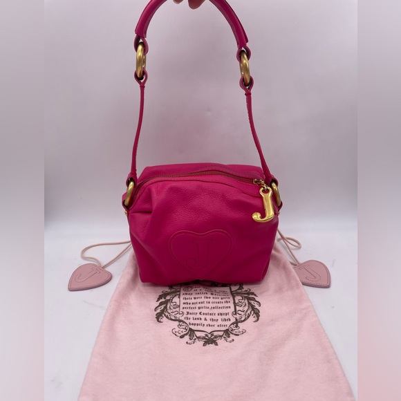 Juicy Couture Handbags - Juicy Couture Leather Pink Bag 🩷